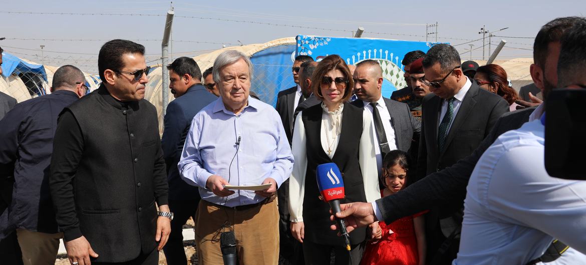 The UN Secretary-General António Guterres addresses the media the Jeddah Rehabilitation Centre, in northern Iraq.